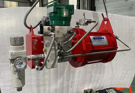 Siłownik pneumatyczny zaworów rurociągowych Metalowe zawory kulowe Uszczelnienie metal-metal Siłownik pneumatyczny ze sprężyną powrotną VSF System kontroli w pętli zamkniętej